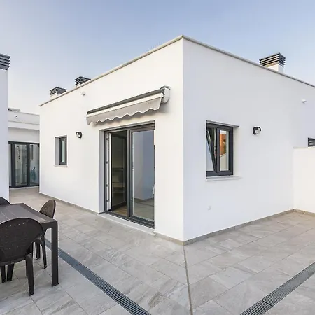 A&n Mediterranean Rooftop Escape Apartment